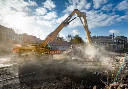 Namur - Démolition de bâtiments près de la gare