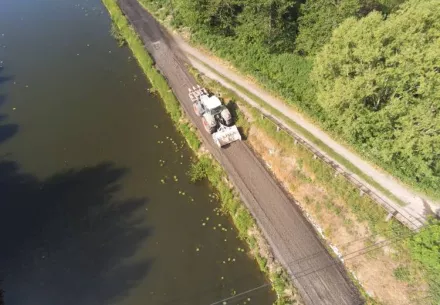 Seneffe - Ravel sur le canal Ronquières