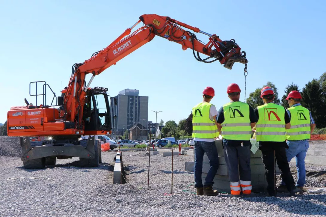 Nonet sur chantier.jpg